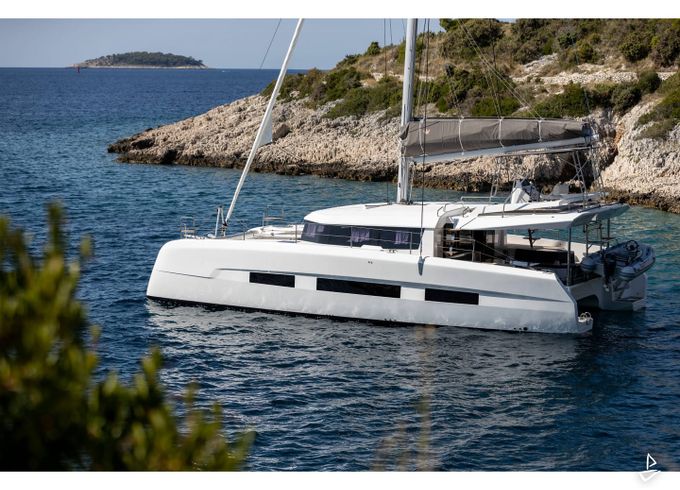 Dufour Catamaran 48