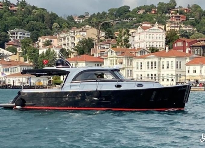 Custom Made Motoryacht
