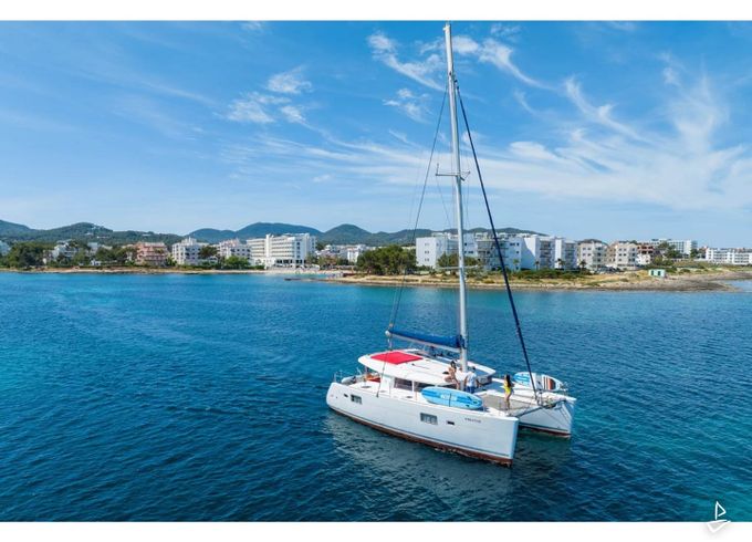 Lagoon 400