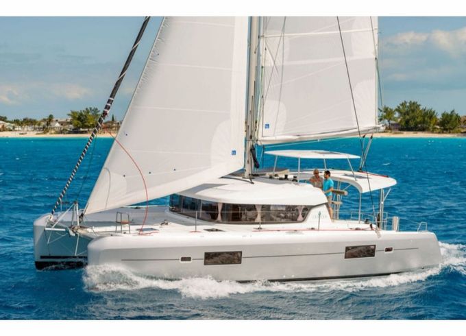 Lagoon 42