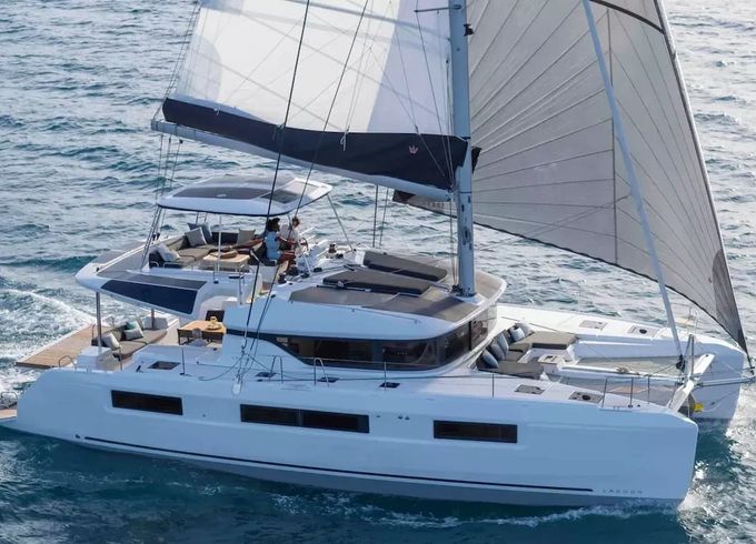Lagoon 51