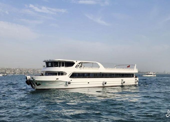 Custom Made Motoryacht