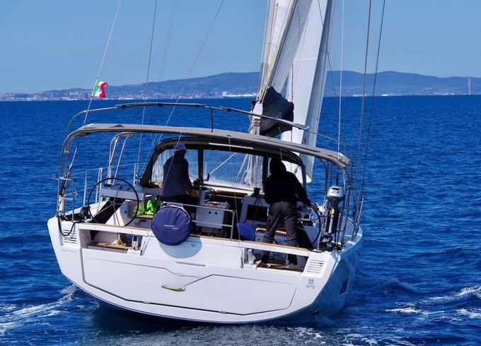 Dufour 470