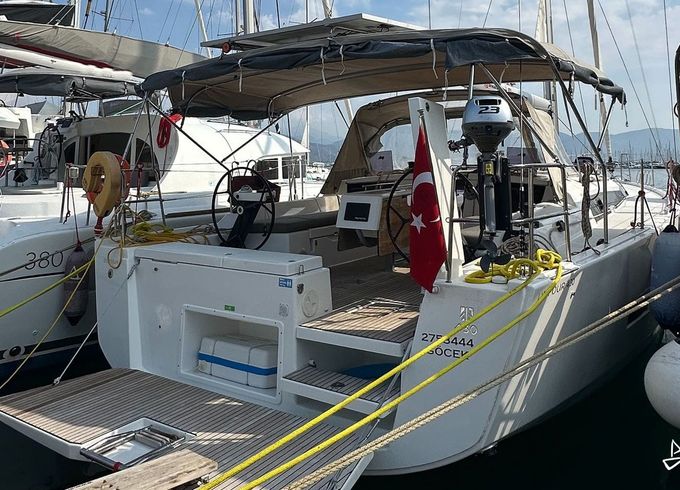 Dufour 430