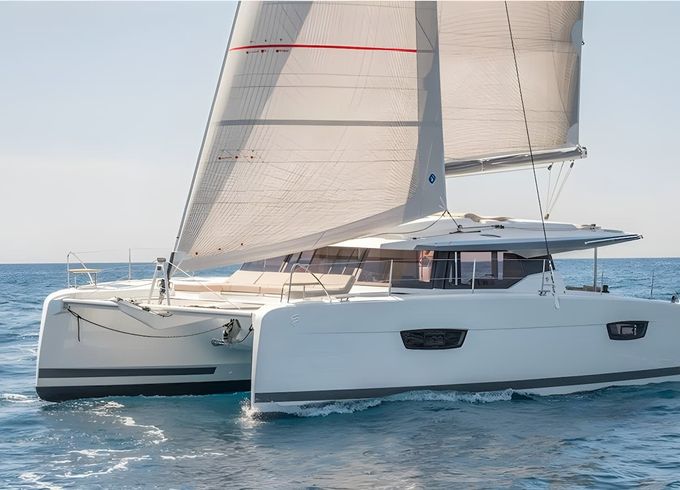 Fountaine Pajot Astrea 42