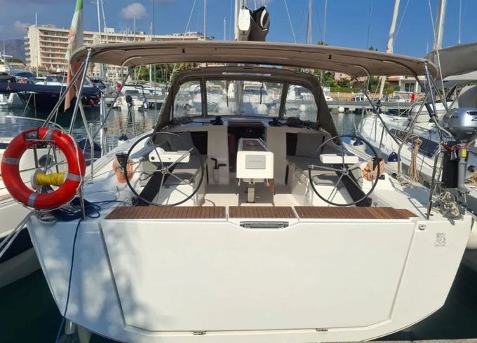 Dufour 430