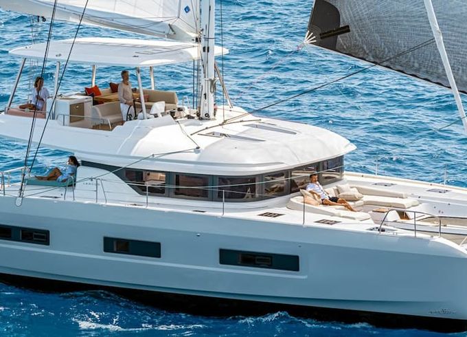 Lagoon 55