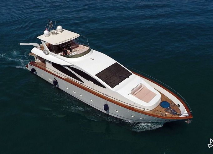 Custom Made Motoryacht