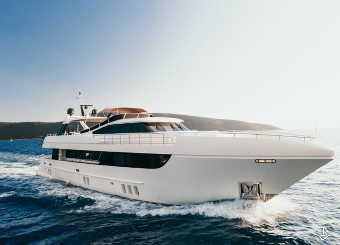 Custom Made Motoryacht