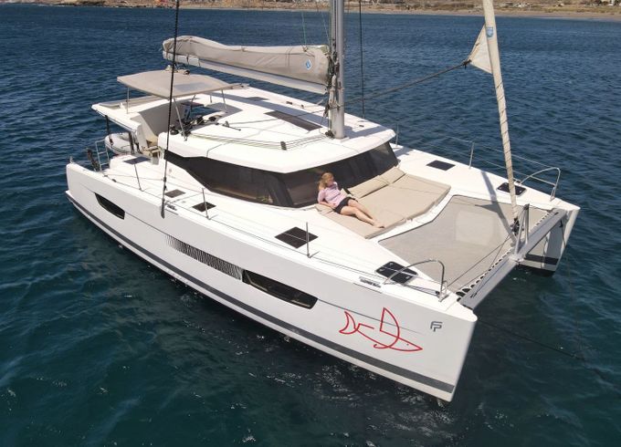 Fountaine Pajot Lucia 40