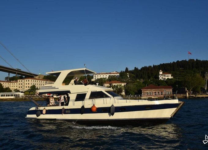 Custom Made Motoryacht