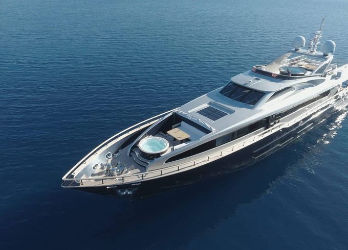 Custom Made Motoryacht