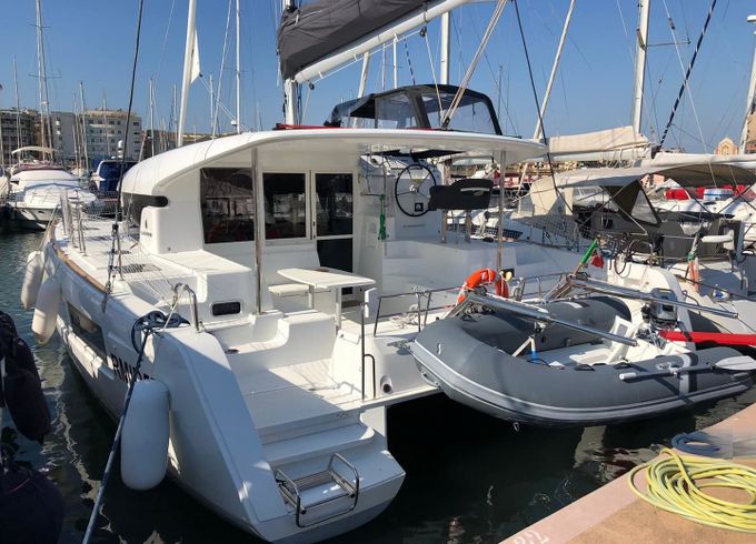 Lagoon 40