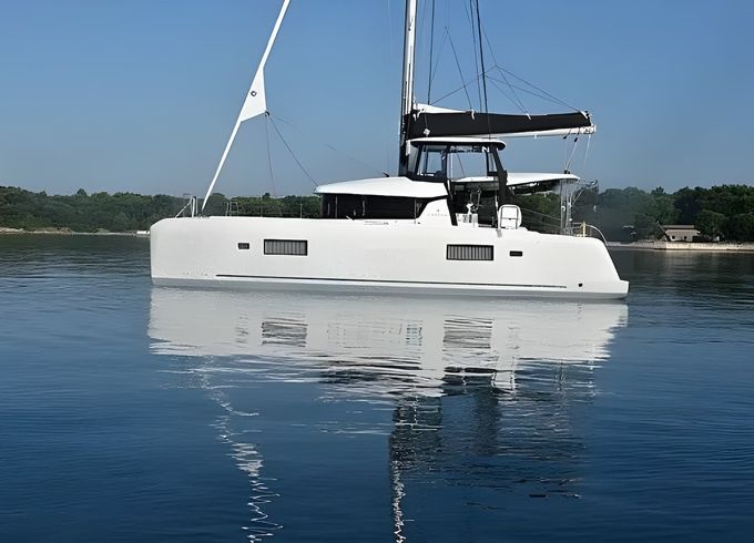 Lagoon 42
