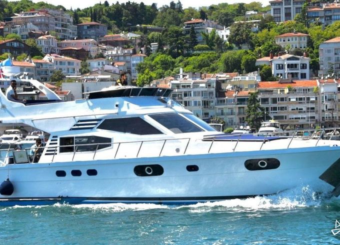 Custom Made Motoryacht