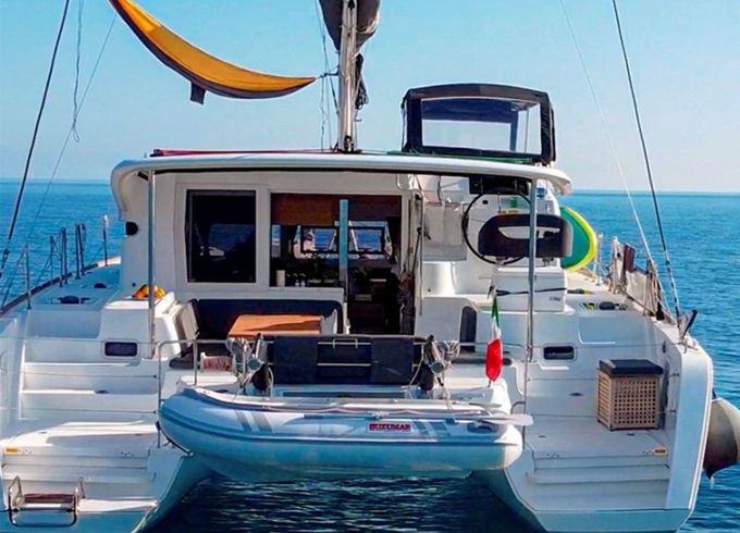 Lagoon 40