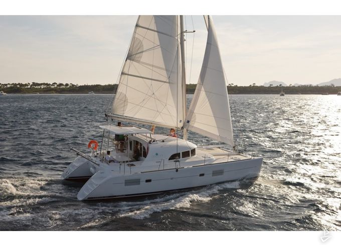 Lagoon 38