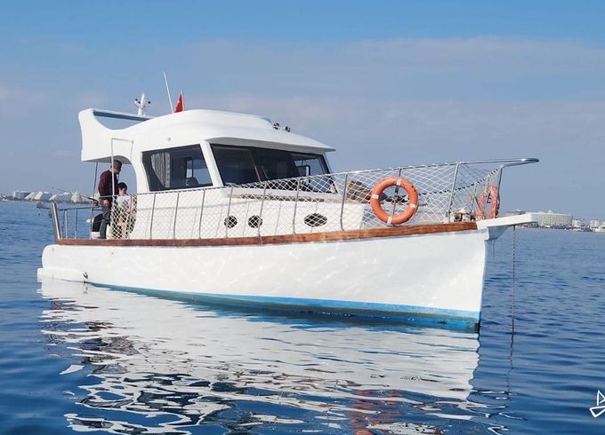Custom Made Motoryacht