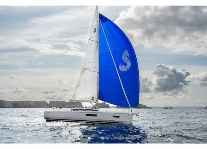 Beneteau Oceanis 37.1