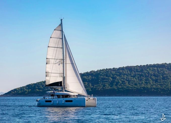Lagoon 40