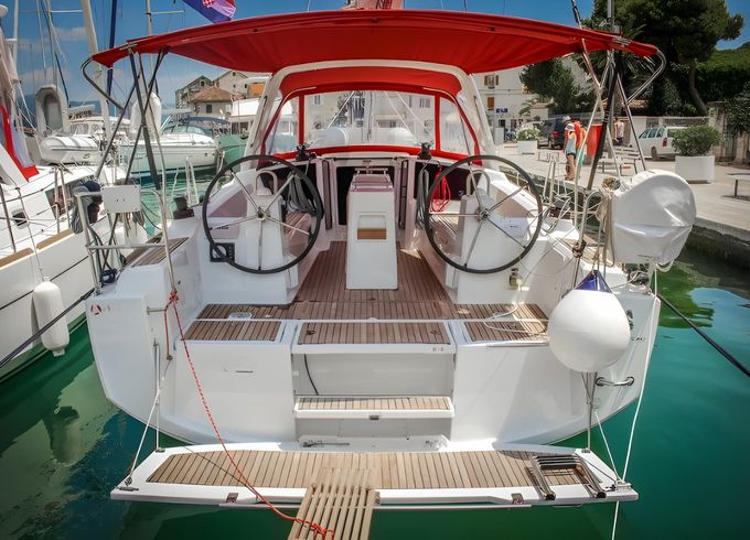 Beneteau Oceanis 35