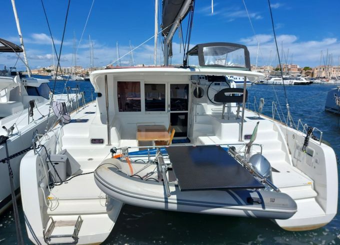 Lagoon 40