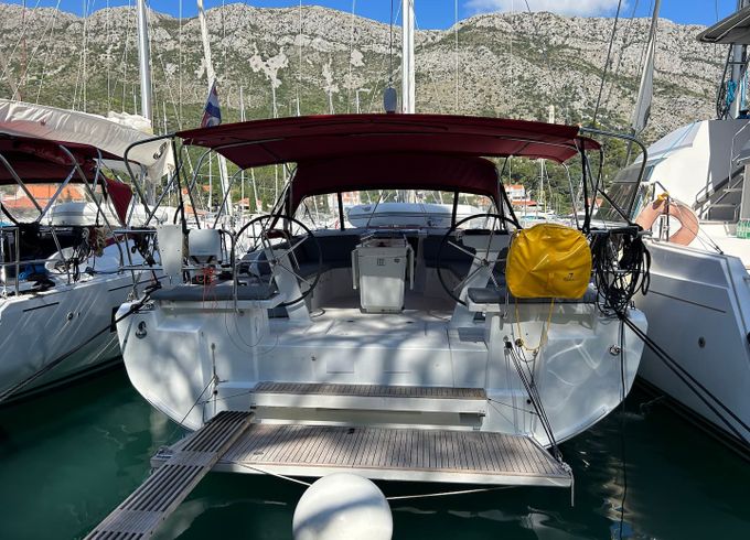 Beneteau Oceanis 46.1