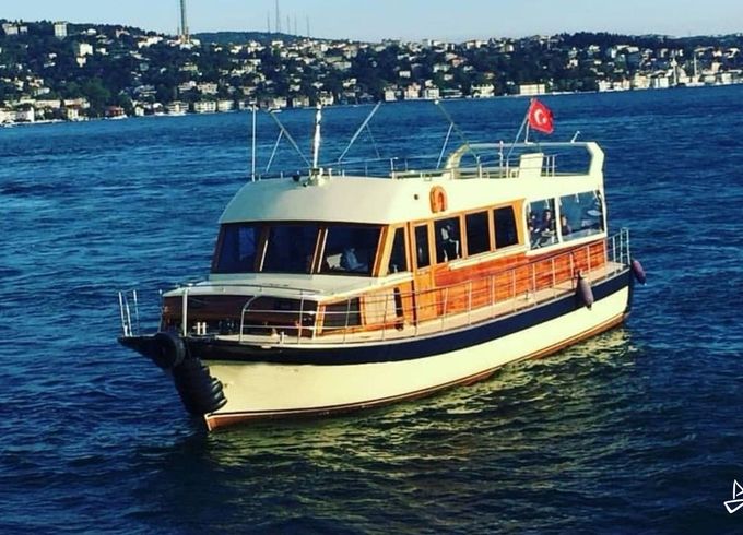 Custom Made Motoryacht