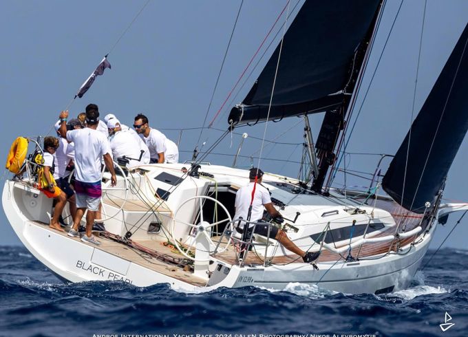 Italia Yachts 12.98