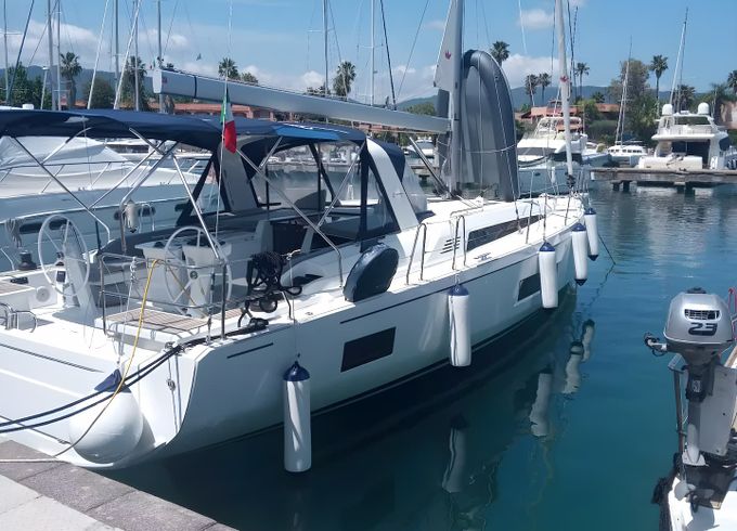Beneteau Oceanis 46.1