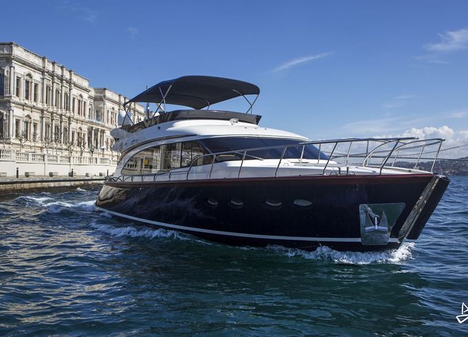 Custom Made Motoryacht