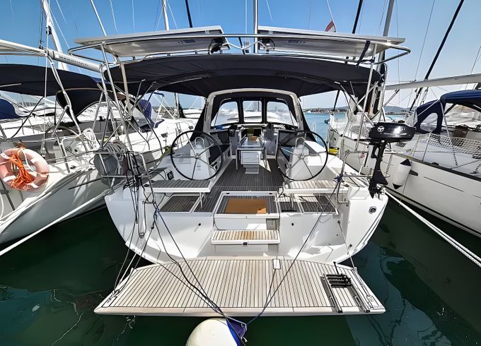 Beneteau Oceanis 41.1