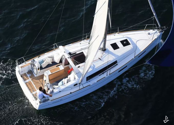 Beneteau Oceanis 35