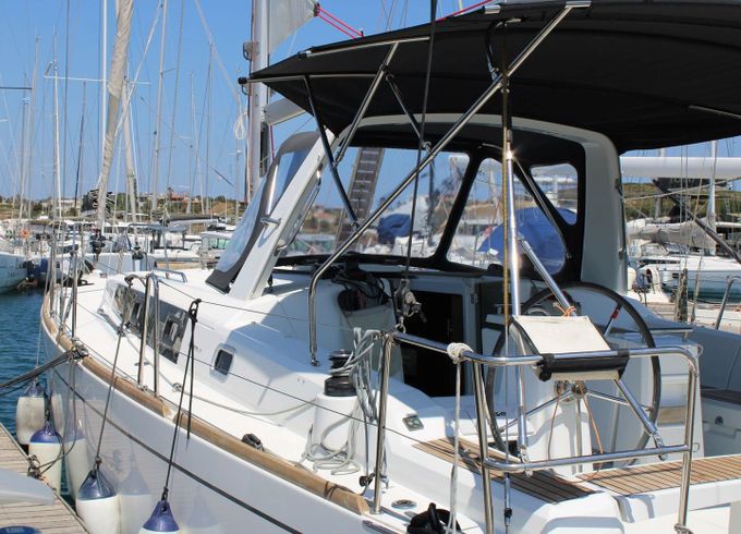 Beneteau Oceanis 38.1