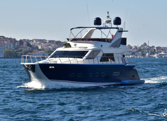 Custom Made Motoryacht