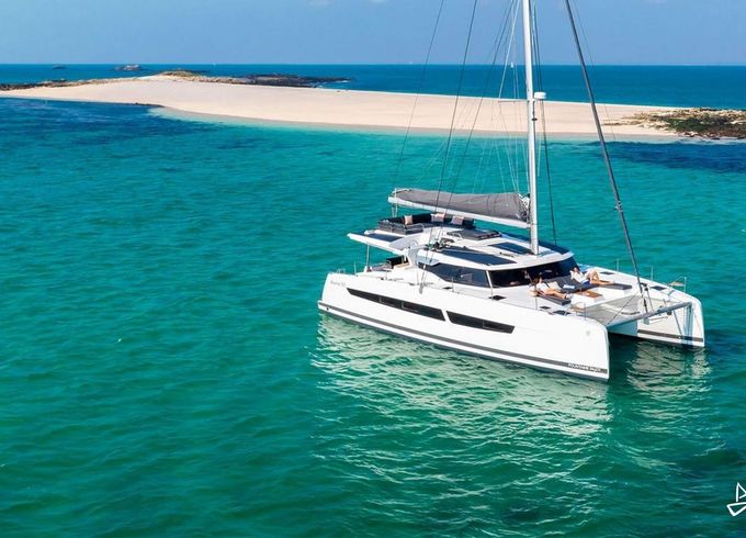 Fountaine Pajot Isla 40