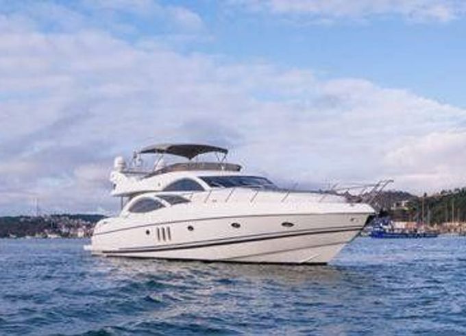 Sunseeker 74 Sport Yacht