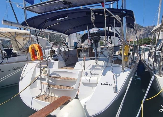 Jeanneau 53