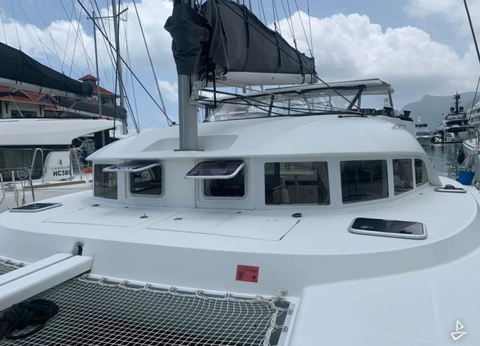 Lagoon 380