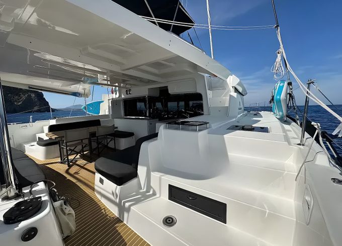 Lagoon 46