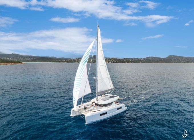 Lagoon 38