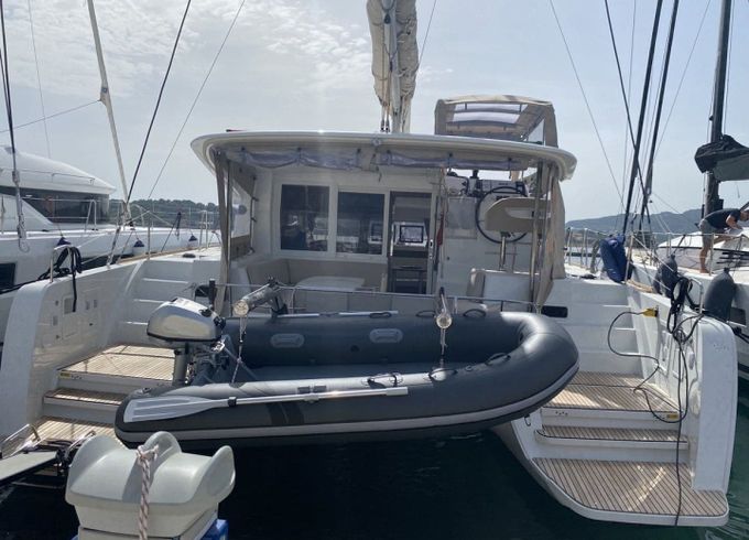 Lagoon 40