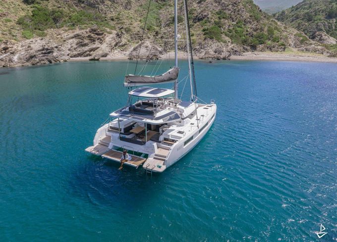 Lagoon 51