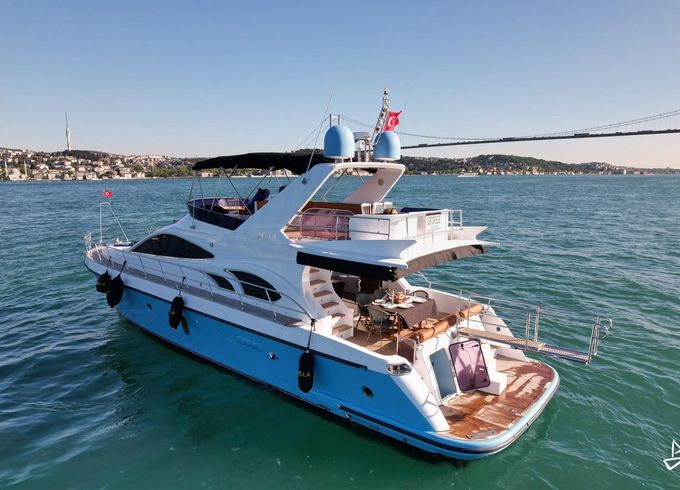Custom Made Motoryacht
