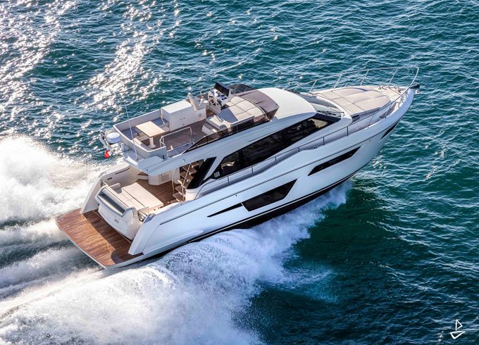 Ferretti Yachts 500