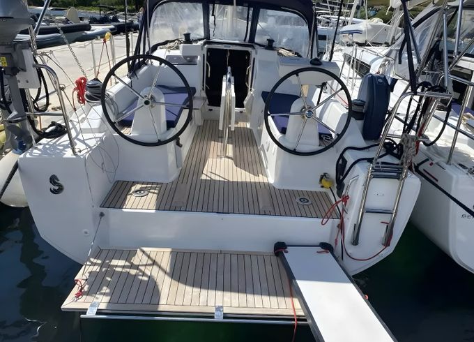 Beneteau Oceanis 30.1