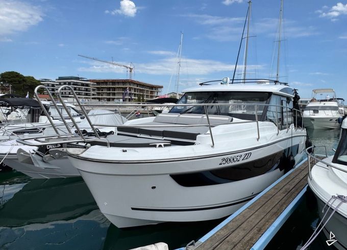 Jeanneau Merry Fisher 1095 Coupé Série 2