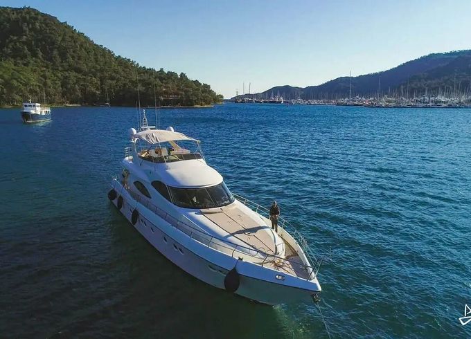 Custom Made Motoryacht