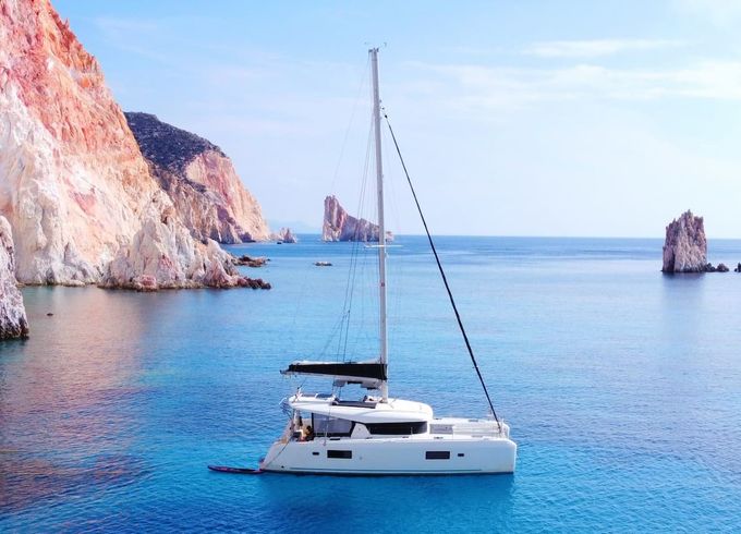 Lagoon 42