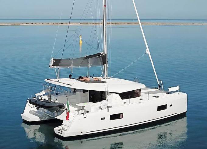 Lagoon 42